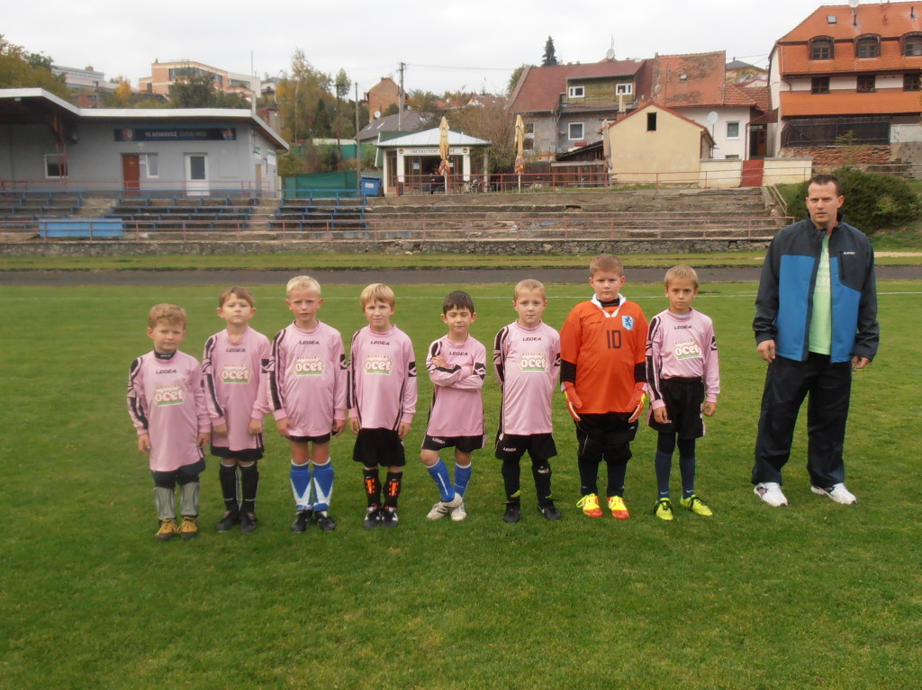 mladší B versus Kninice